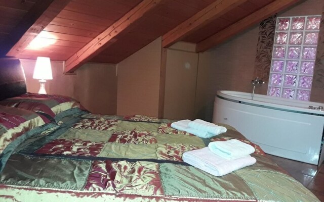 Delphi Paradise Apartments