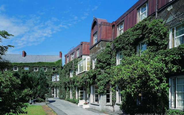 Old Ground Hotel