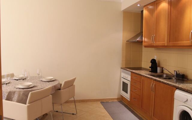 Luxury 1 bed Apartment 1,5 km From Praia da Rocha