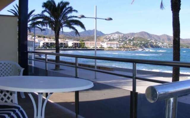 Apartment in Llançà, Gerona 103485 by MO Rentals
