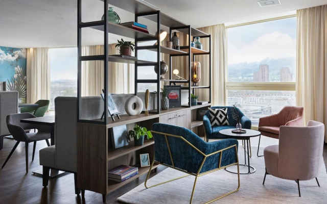 Renaissance Zurich Hotel