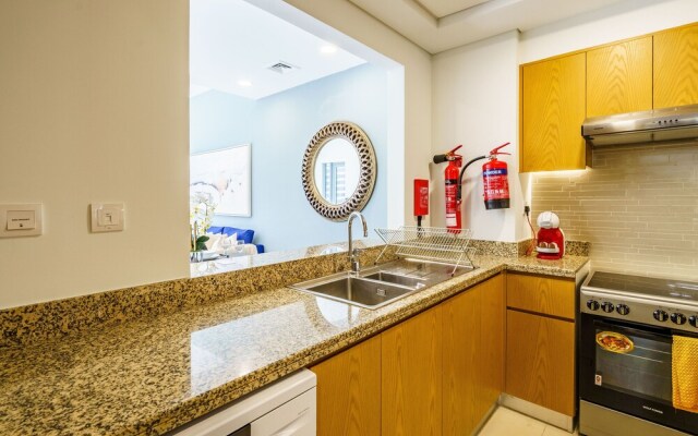 Downtown Charming Condo Close to Dubai Mall