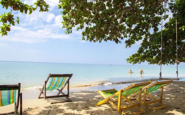 Ban Na White Sand Beach