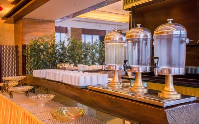 Waifiden Apartment Pazhou Complex