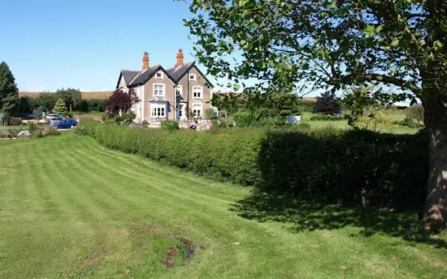 Langtry Country House