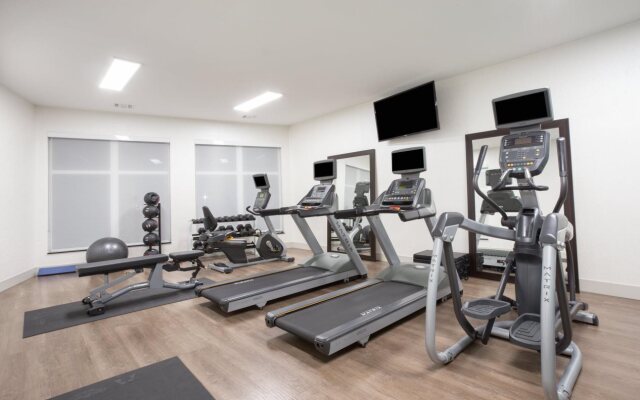 Holiday Inn Express & Suites Amarillo by IHG