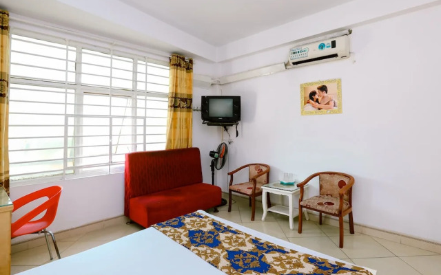Huong Quynh Hotel