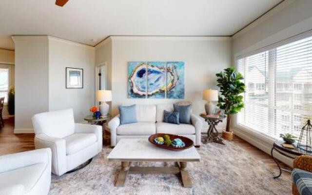 Windsor Court South by RedAwning