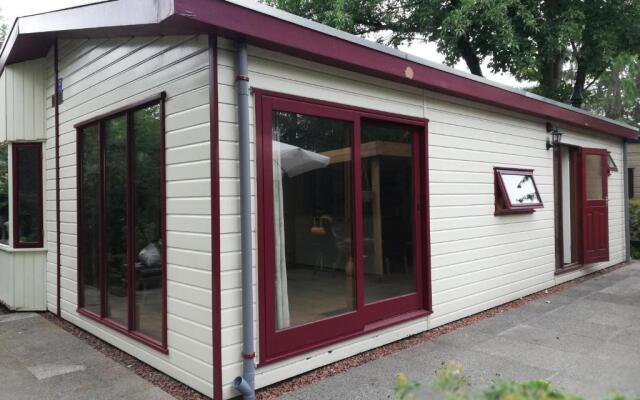 Roodborstje 4 persoonschalet Putten