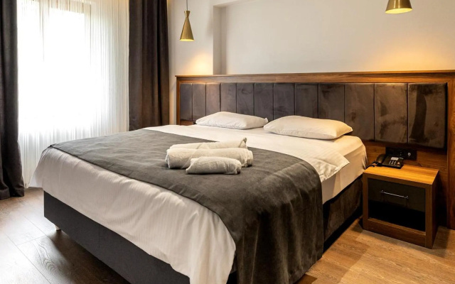 Turkler Hotel - Image 6