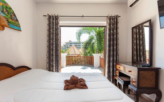 Madee Villa - Pattaya Holiday House Walking Street