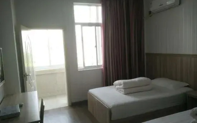 Danzhou Jiu Long Hotel