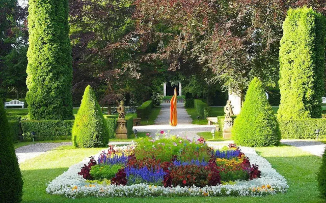 Hotel Schloss Lautrach