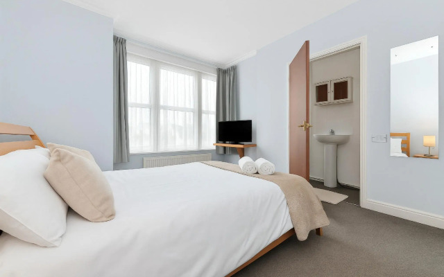 Shelford Lodge