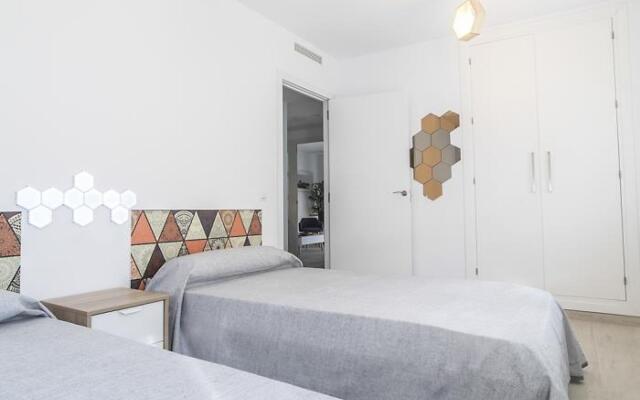 Holi-Rent El Secreto de Lola