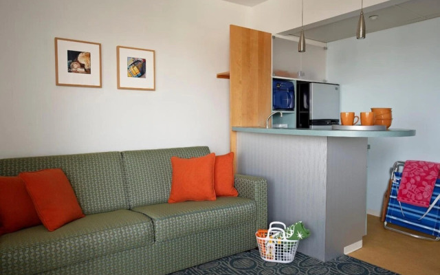Starlux Hotel