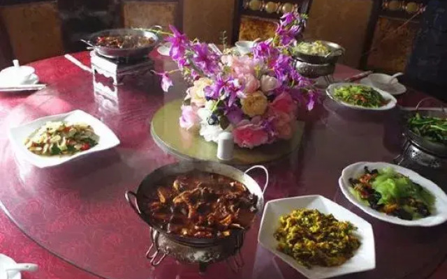 Changchun Hotel, Lixian County