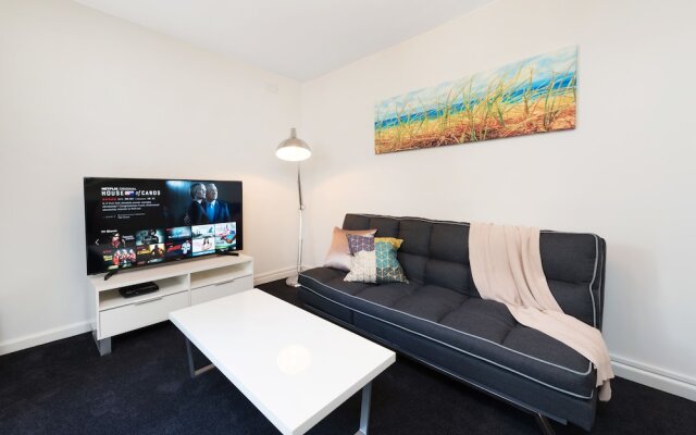 Melbourne Beachside Apartment