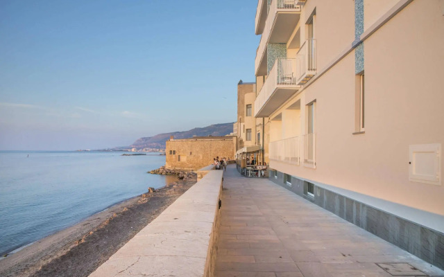 Gaura Apartments