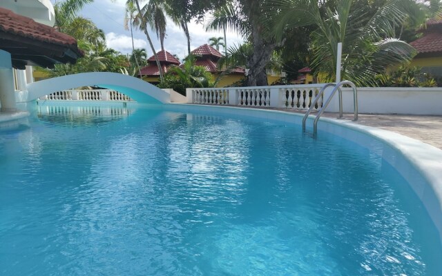 Hotel Grand Village