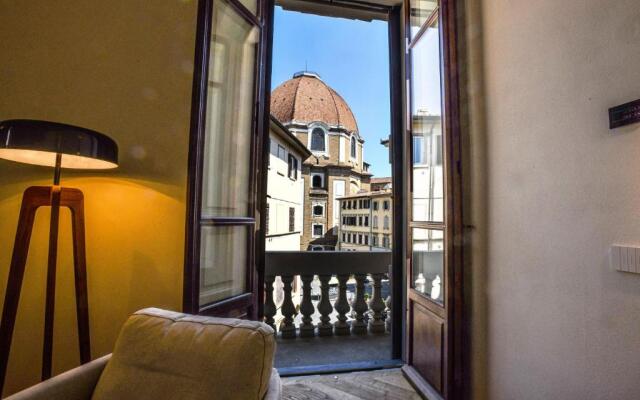 Cappelle Medicee Luxury Flat