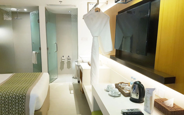 Hue Hotels and Resorts Boracay Managed by HII