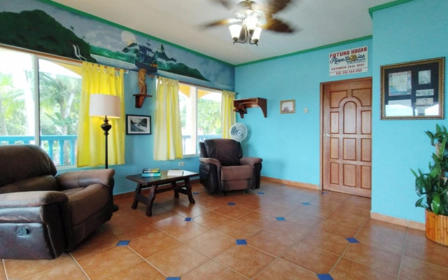 Las Lajas Beach Resort