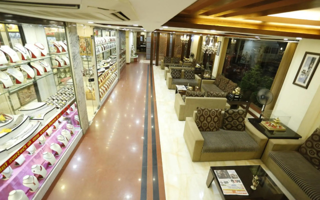 Mahadev Hotel