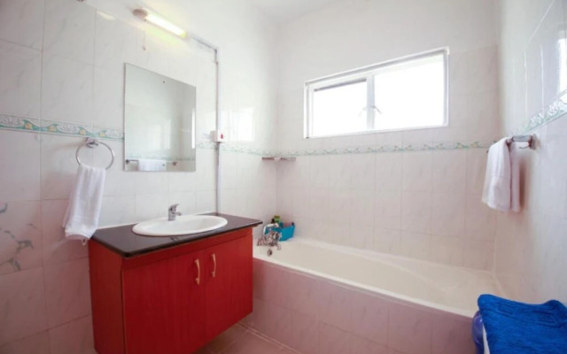 Stay.Plus Hurlingham B&B Suite