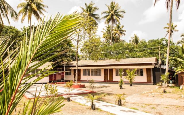 OYO 5237 Island Lake Resort