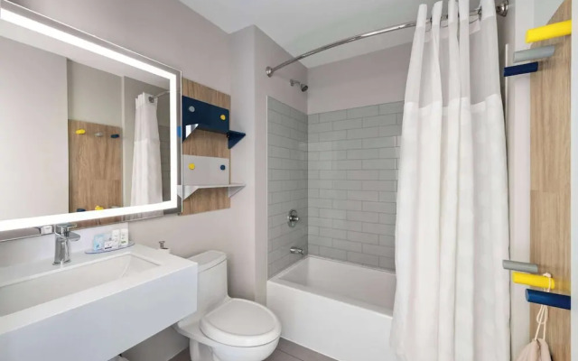 Microtel by Wyndham Lachute