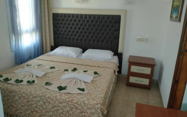 RED Hotel
