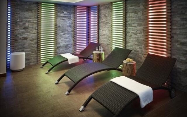 Residence Color Home