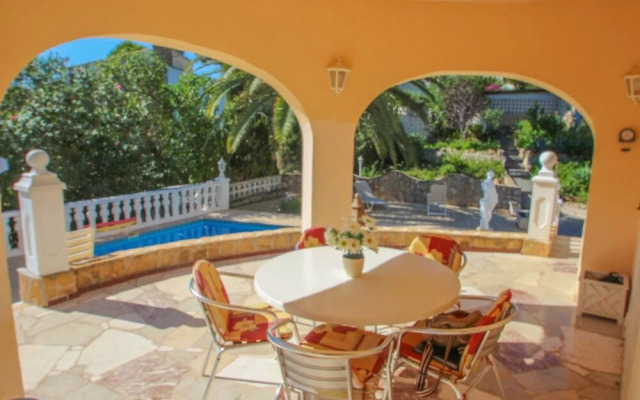 Leila - holiday home with private swimming pool in Moraira