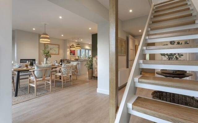 Barakat Lakes Escape