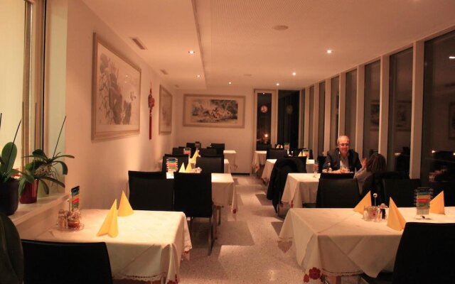 Pension & Restaurant TsingDao