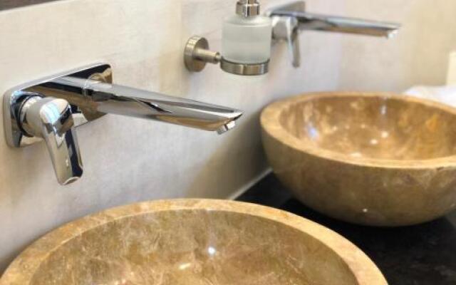 Luxus Ferienhaus - Kleine Rosenvilla