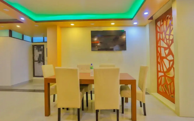 Oyo 589 Hotel Trimurti