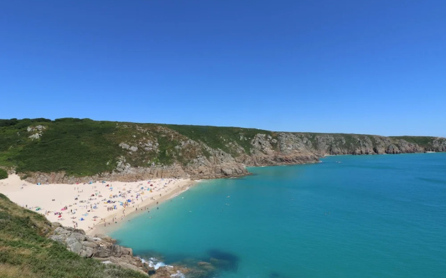 The Beach Hut