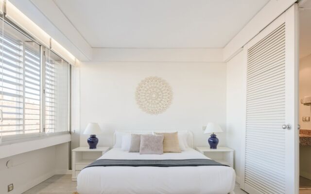 Charming Eurobuilding 2 Luxury