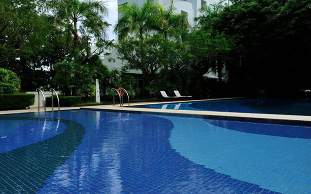 Parkcity Everly Hotel