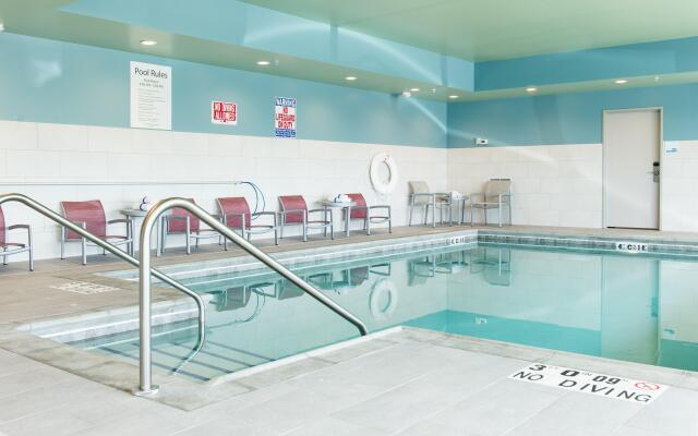 Holiday Inn Express & Suites Rock Falls by IHG