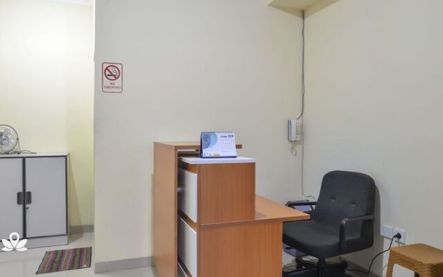 ZEN Rooms Near ITC Roxy Mas