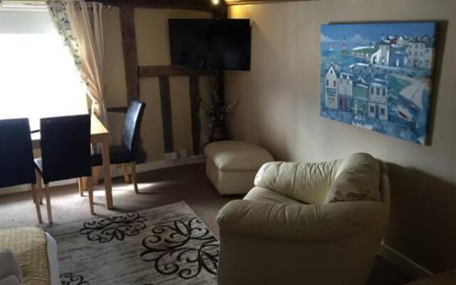 The Shipwrights Arms Hotel