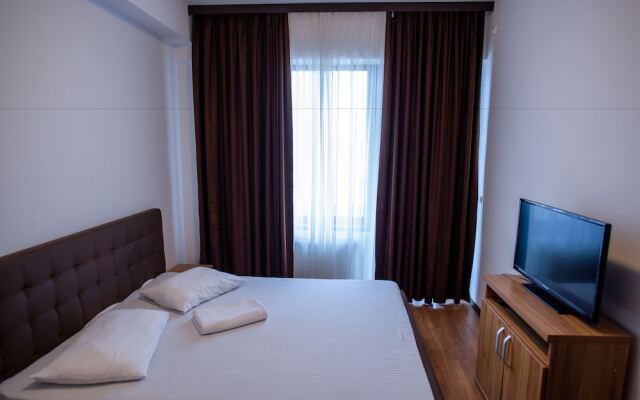 Summerland Apartment