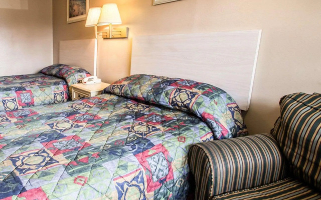 Rodeway Inn