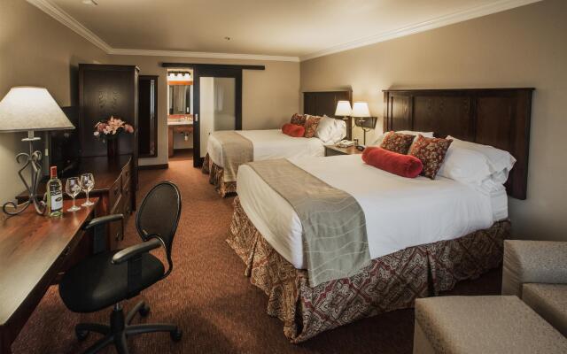 Best Western Plus Dry Creek Inn