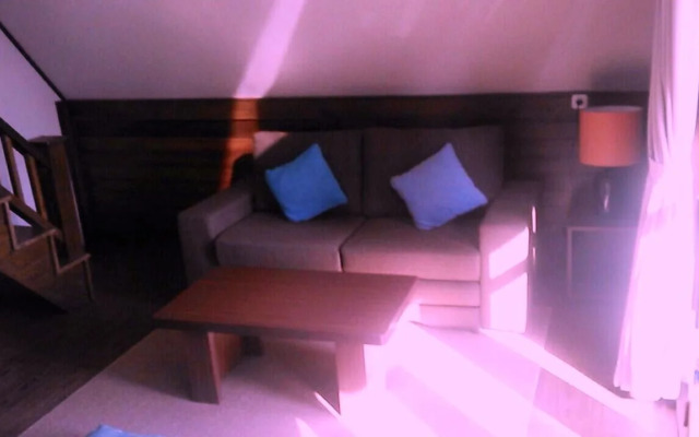 Seaview Cottage Cirebon Waterland