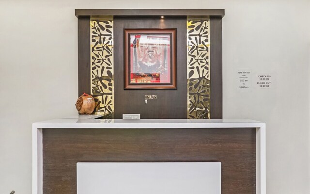 OYO 24932 Hotel Royal Stay