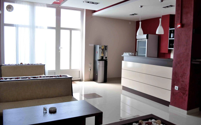 Garni Hotel 018 In